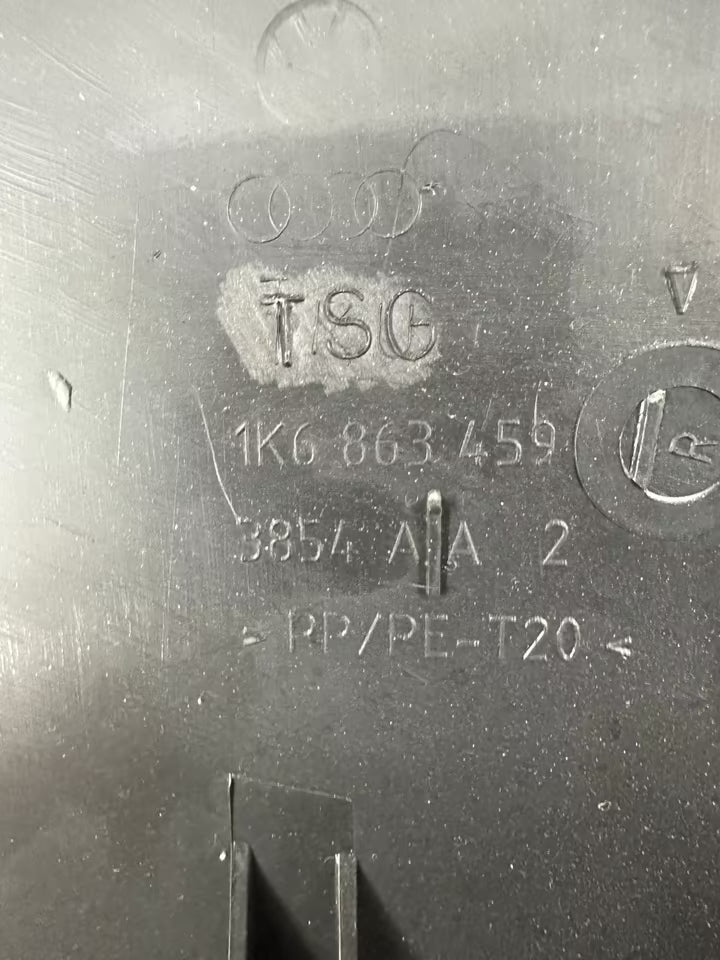 1K6863459 Ladekante Verkleidung Kofferraum VW Golf V