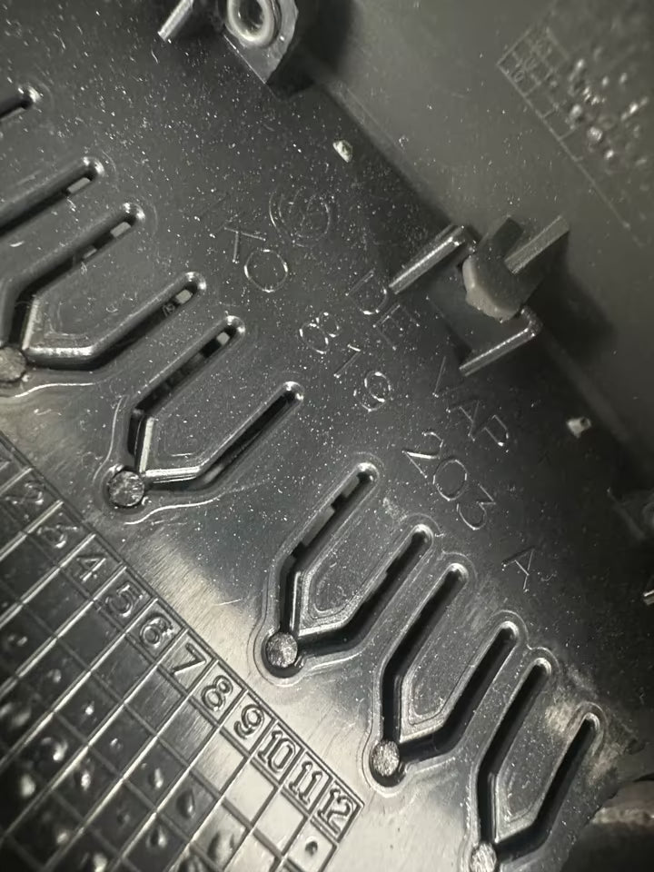 1K0819203A Lüftungsgitter Luftdüse Blende VW Golf VI
