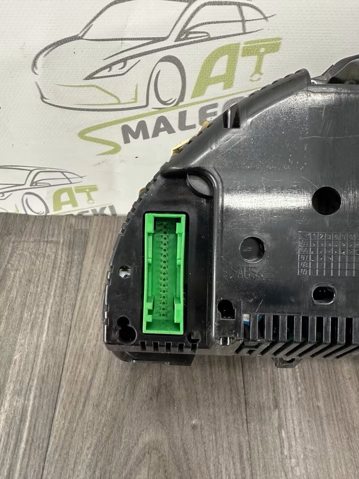 8E0920932 Tacho Kombiinstrument Audi A4 B7 8E 8H Farbdisplay