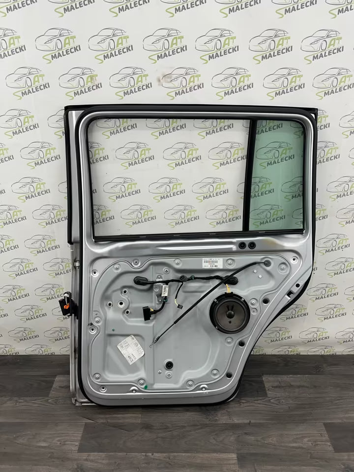 Türe Tür Hinten Rechts Vw Touran 1T 03-15 Bj Farbe LA7W