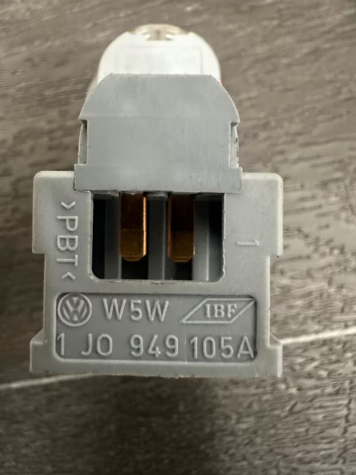 1J0947413 Innenleuchte Vorne Rechts VW Golf VI 1J1