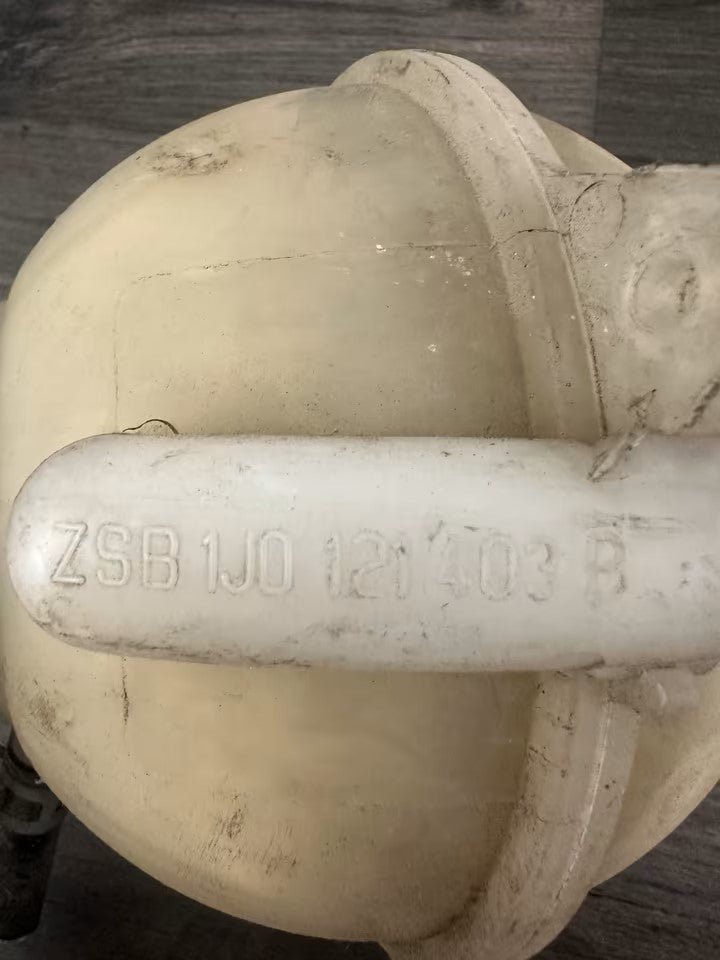 1J0121403B Ausgleichsbehälter Kühlwasserbehälter VW Golf IV