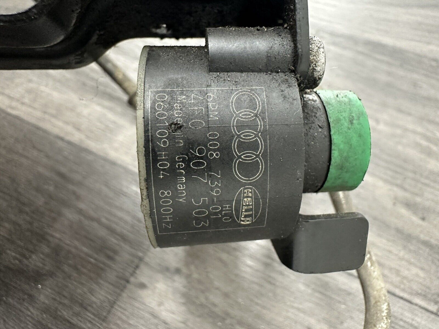 6305905