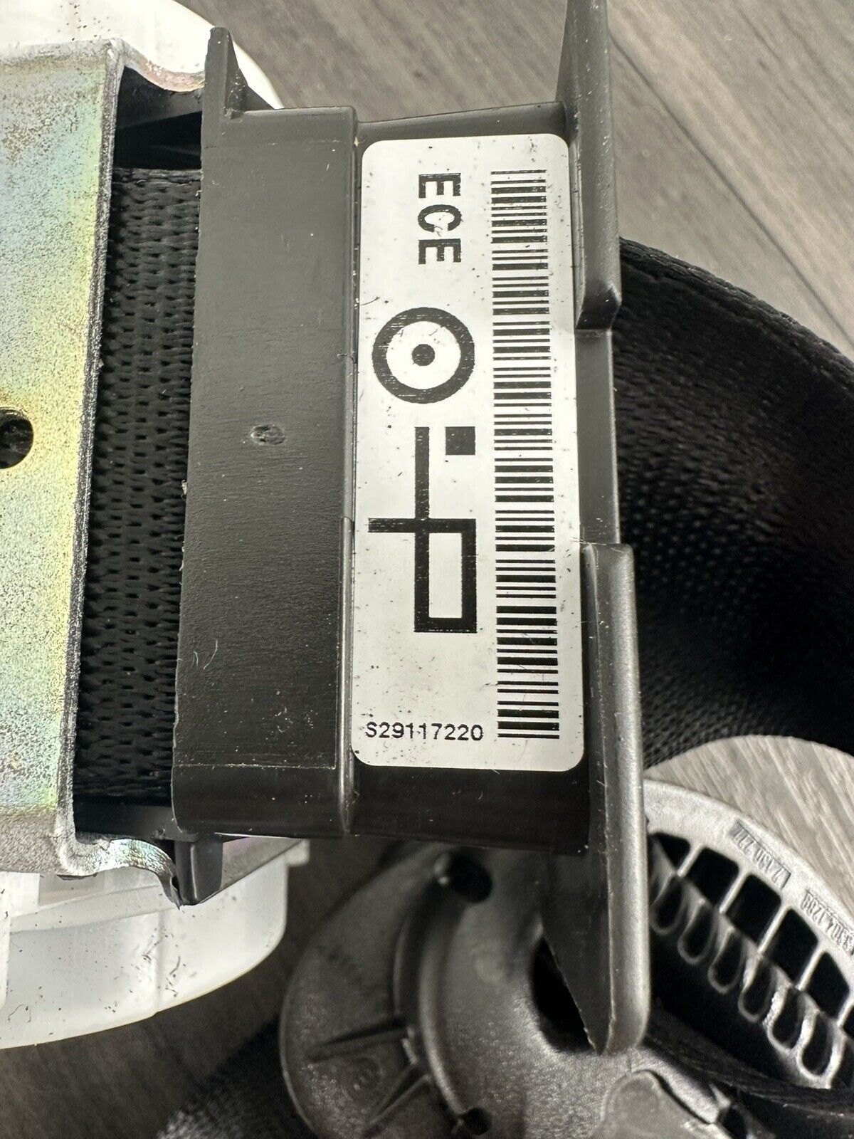 6306877