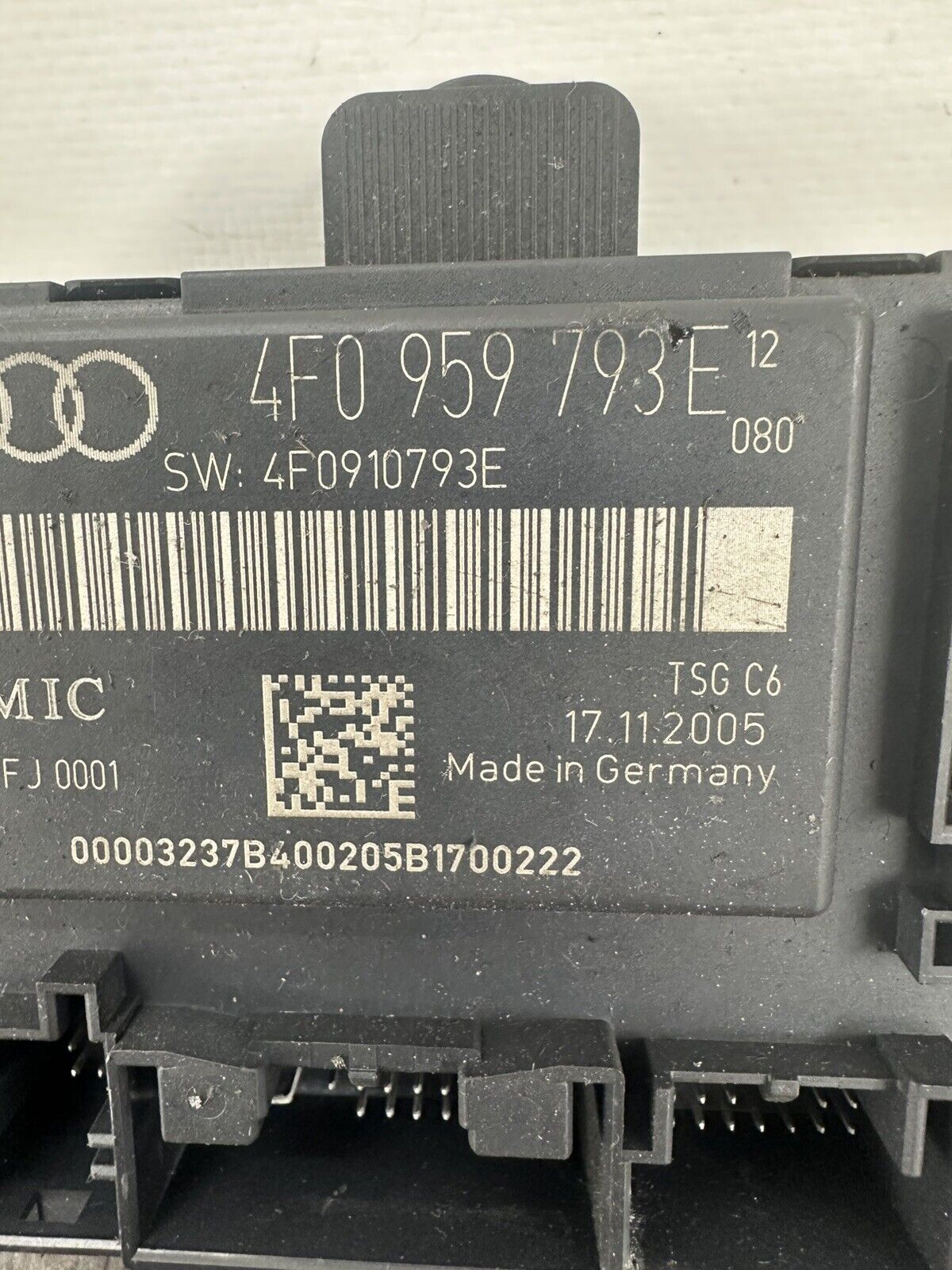 6305522