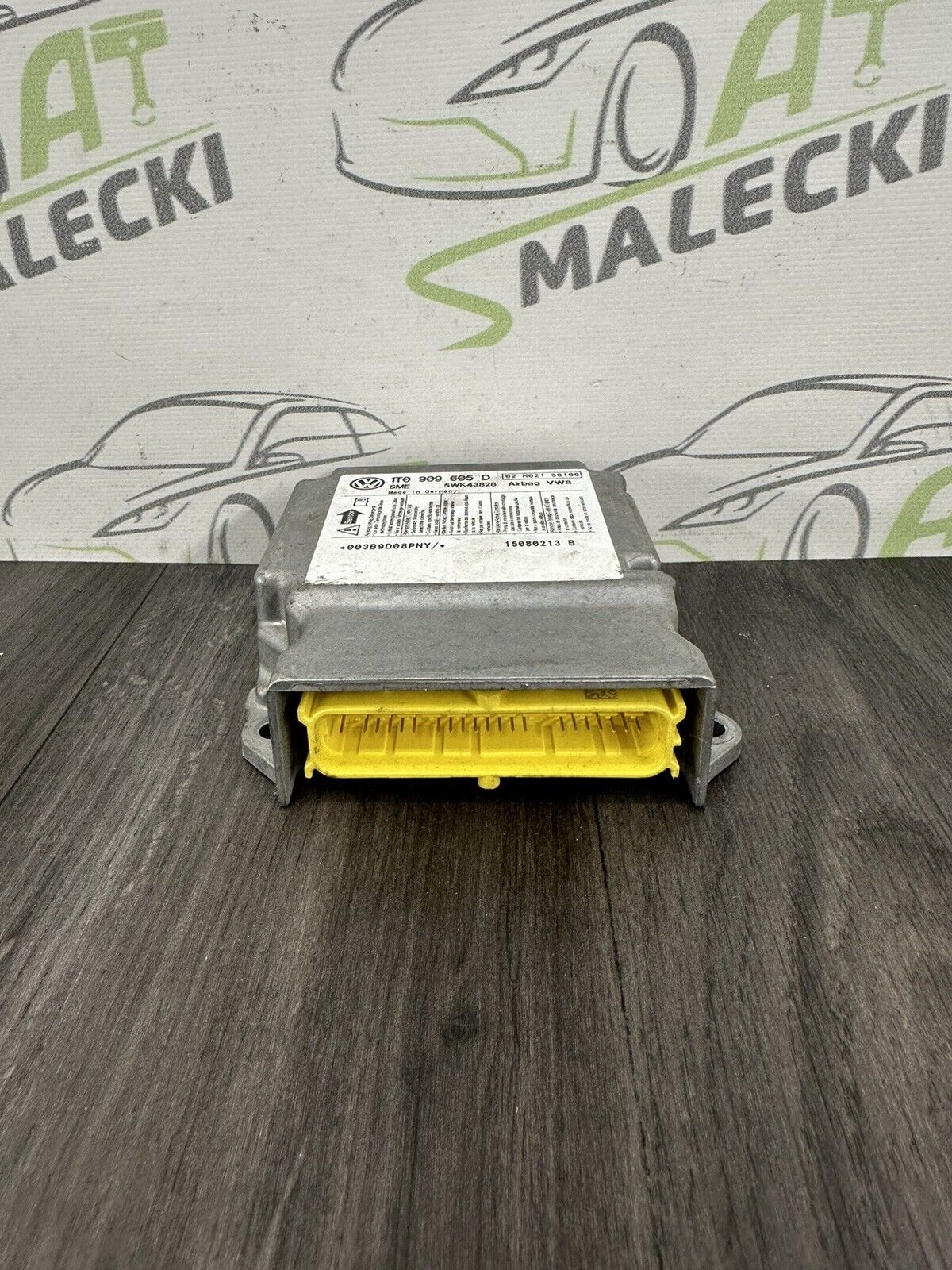 6305891