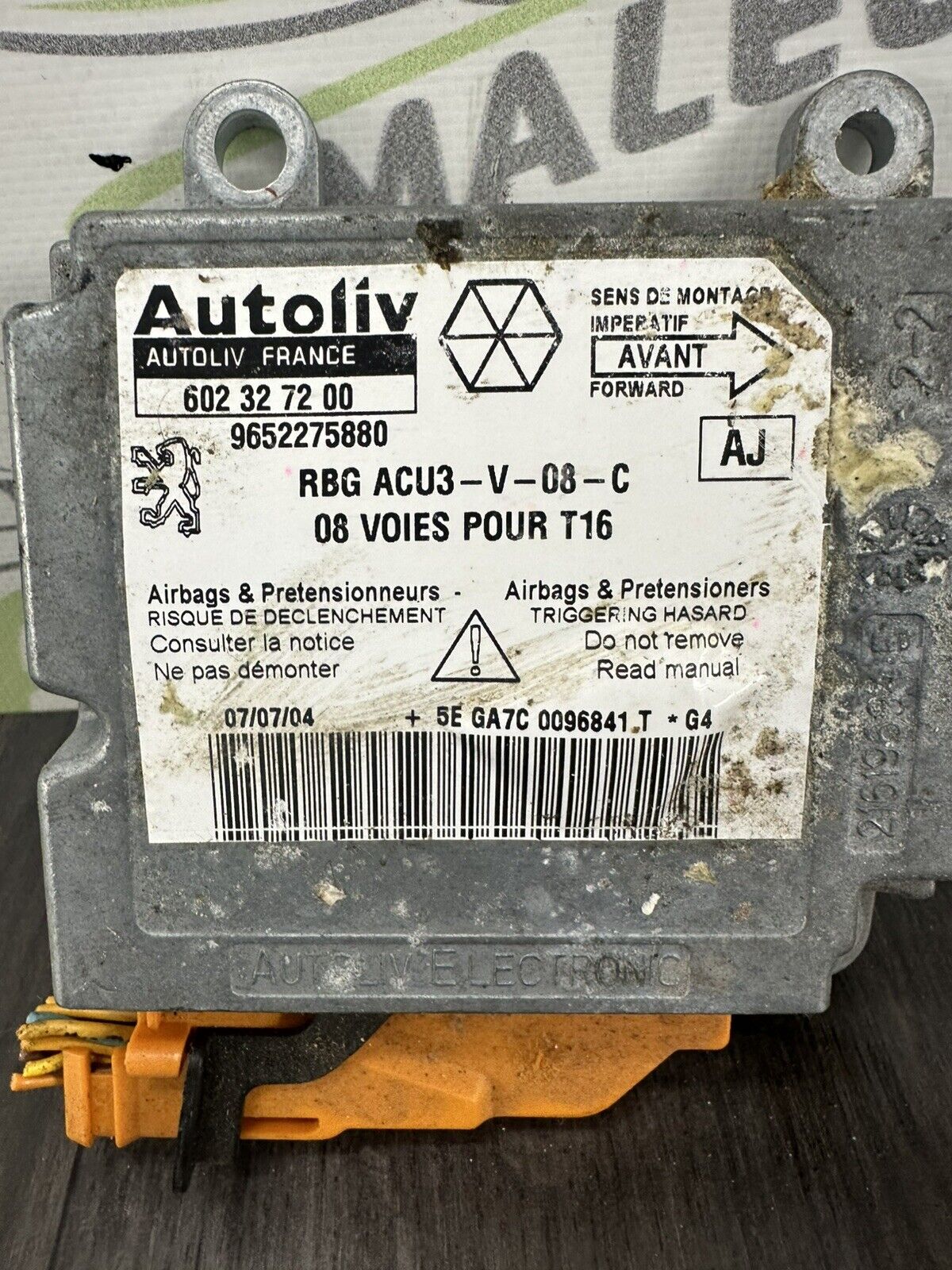 6306137