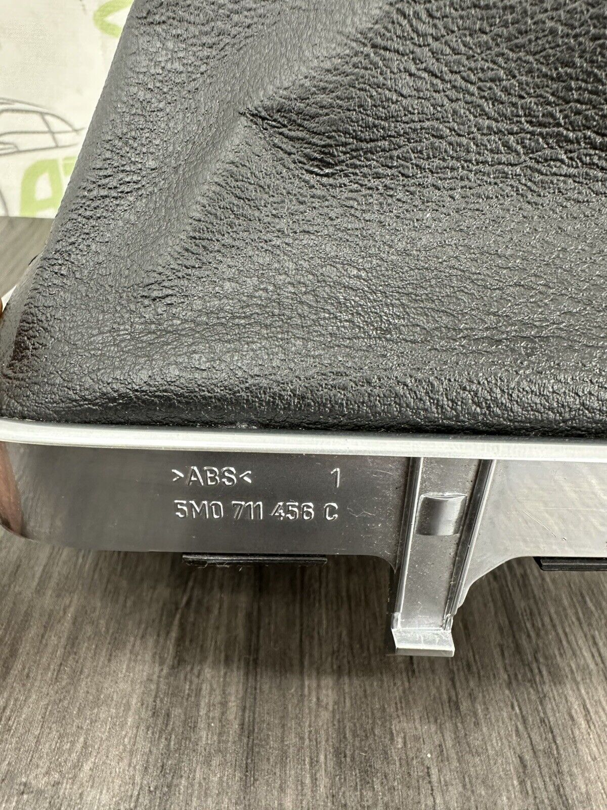 6305390