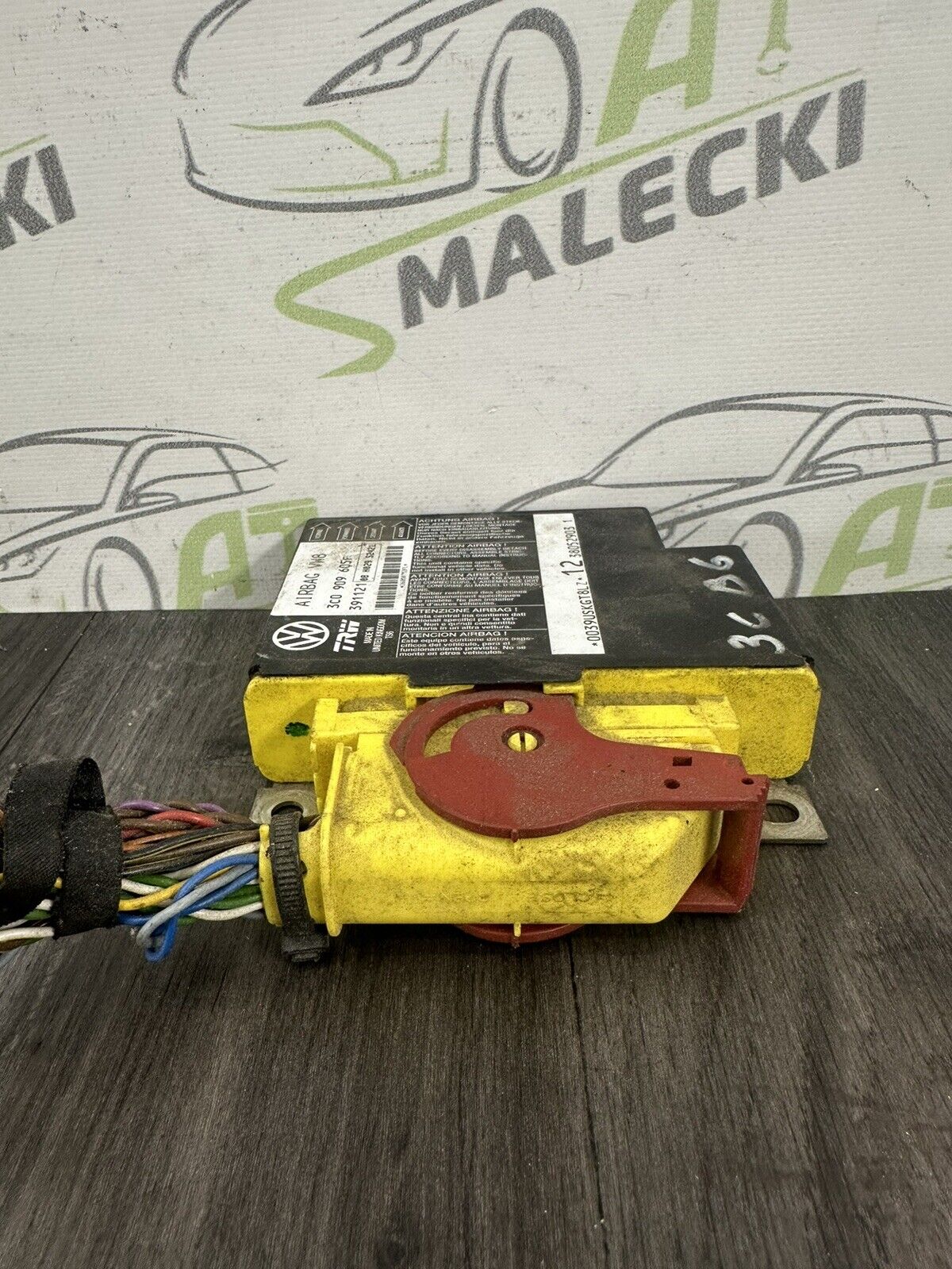 6305924