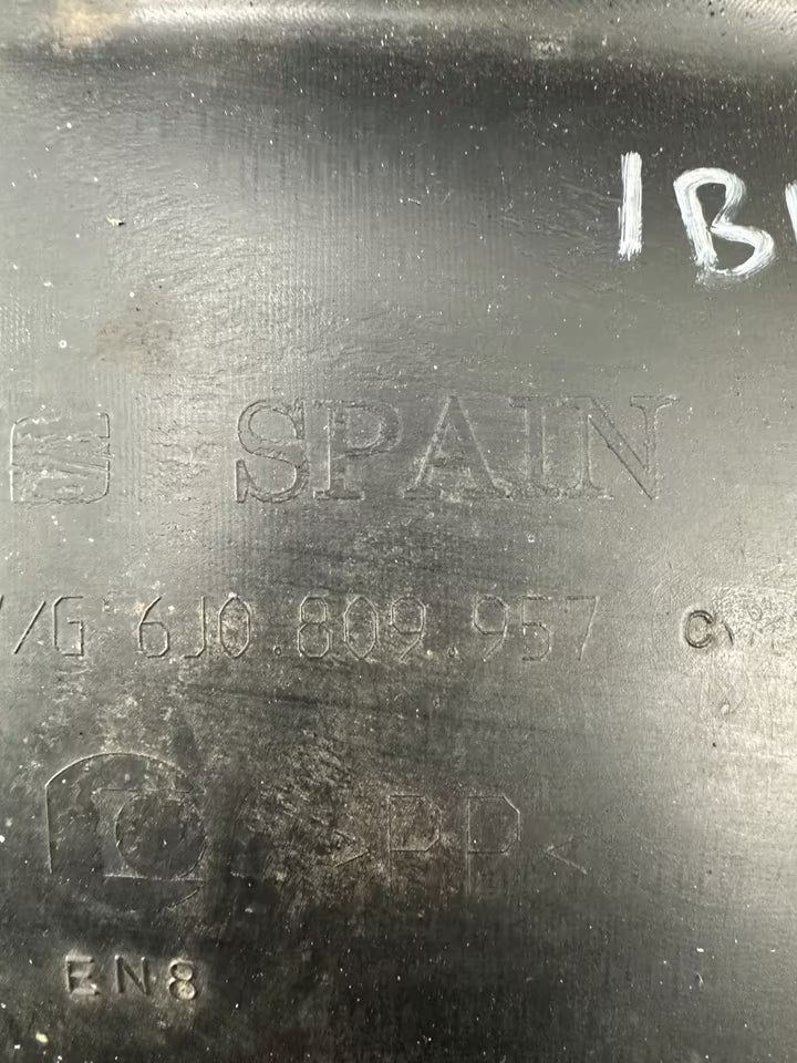 6J0809957 Radhausschale Innenkotflügel Links Seat Ibiza 6J Modell