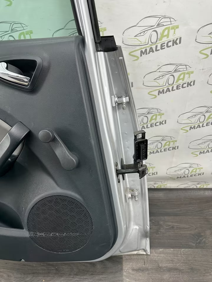 Türe Tür Hinten Links Seat Ibiza IV 6J Kombi Farbe LX7W Silber