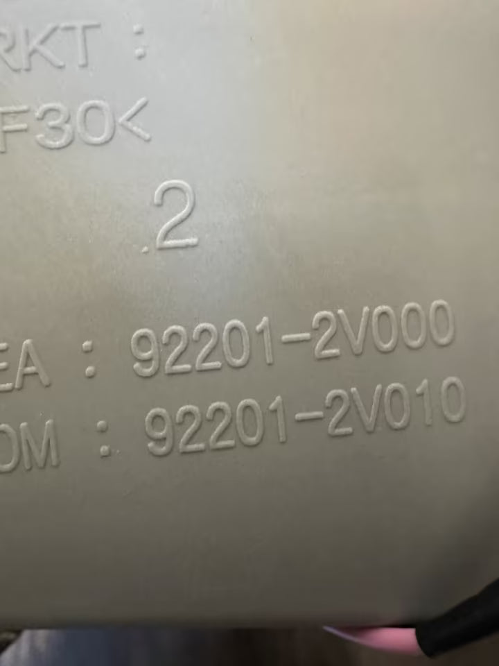 92201-2V000 Nebelscheinwerfer NEU Hyundai Veloster 92201-V2V010