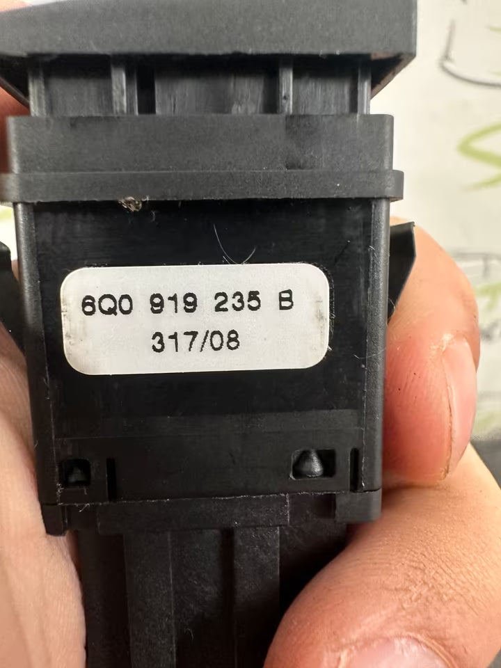 6Q0919235B Anzeige Airbag Off VW Polo 9N 6Q0 919 235 B