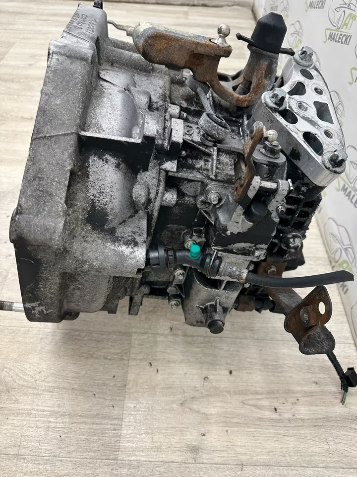 C63563501 Getriebe Schaltgetriebe Opel Combo D 1,6 CDTI 2013 Bj