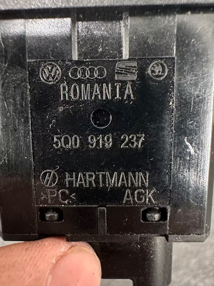 5Q0919237 Schalter Abschaltung Airbag Deaktivierung Audi A4 8W