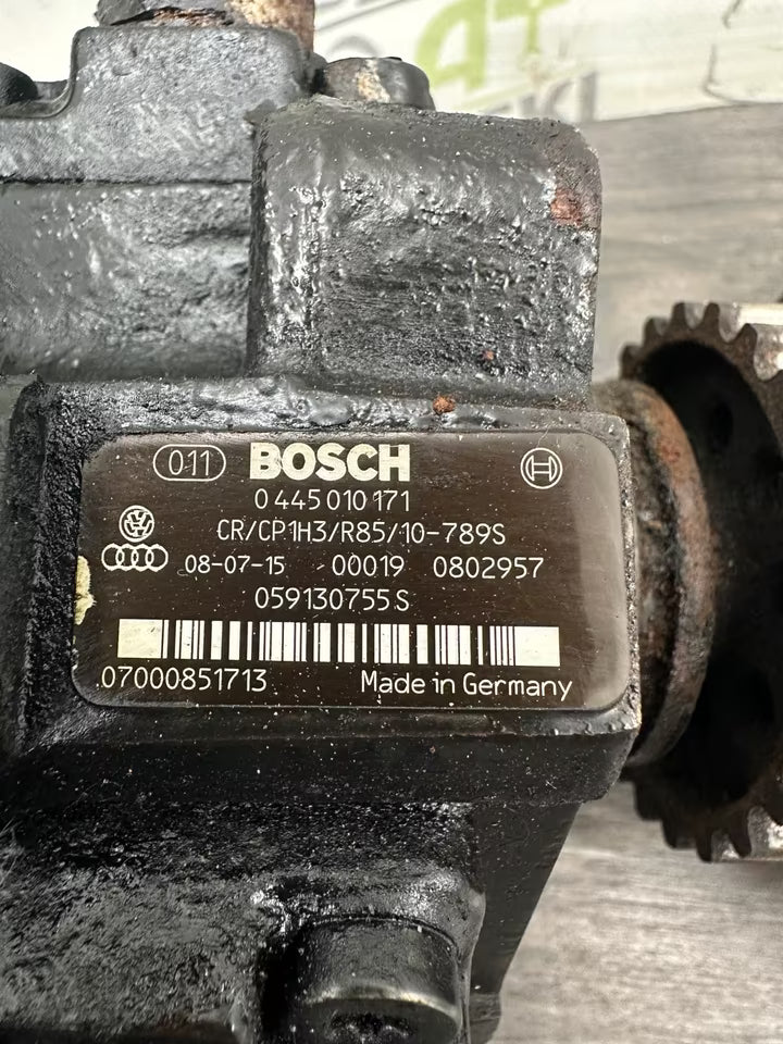 059130755S Hochdruckpumpe Kraftstoffpumpe 2,7 Tdi 3,0 Tdi