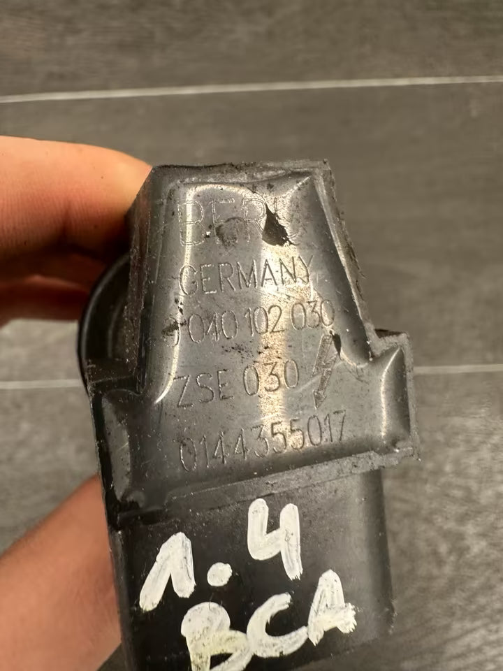 0040102030 4x Zündspule BERU für VW Golf V 1K