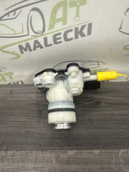 F01C250666 Bosch ADBLUE Pumpe VW Transporter T6