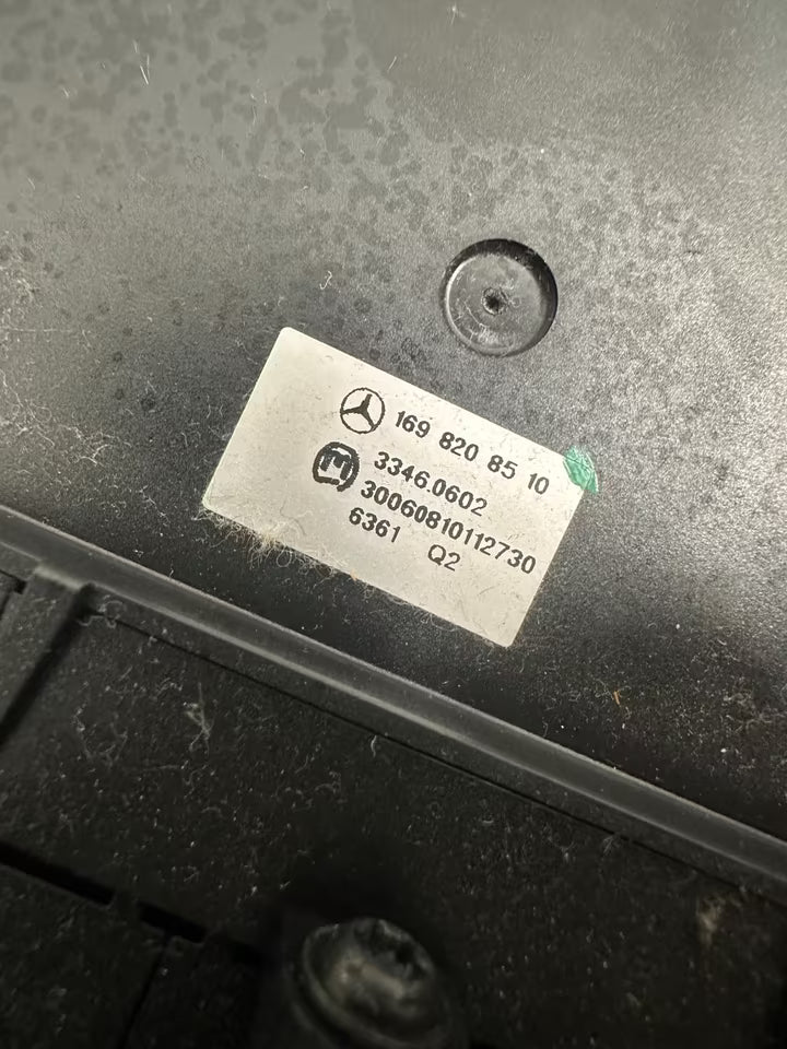 A1698208510 Schalterleiste Sitzheizung für Mercedes W245 B Klasse