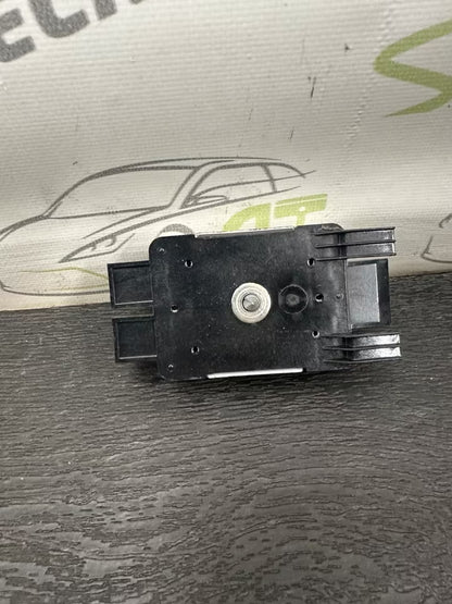 5Q0035570 Antennenverstärker VW Golf VII Modell
