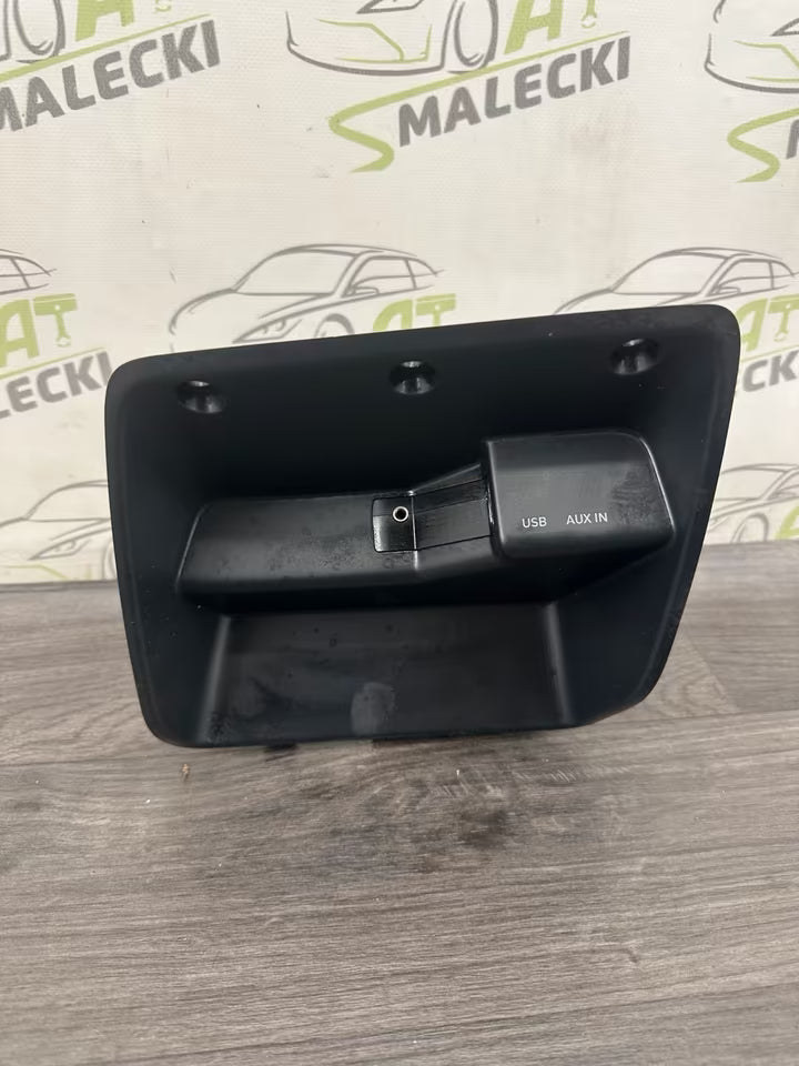 6J0035342F Multimedia Interface plus Blende 6J1857563