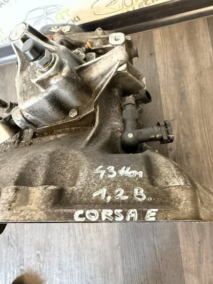 BFFS394 Getriebe Schaltgetriebe Opel Corsa E 1,2 Benzin 43000km