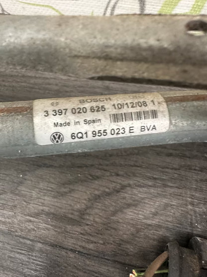 6Q1955023E Wischergestänge Wischermotor Vorne VW Polo 9N3