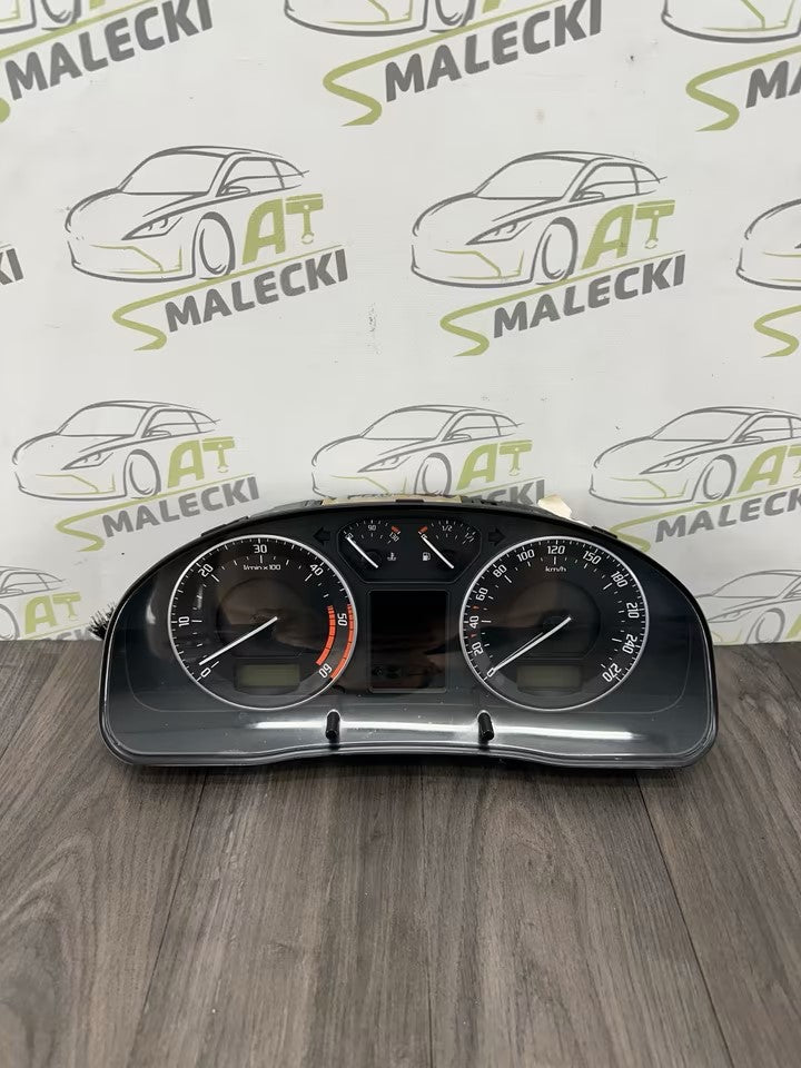 3U0920842D Speedometer instrument cluster Skoda Superb 2.0 Tdi BSS 188000