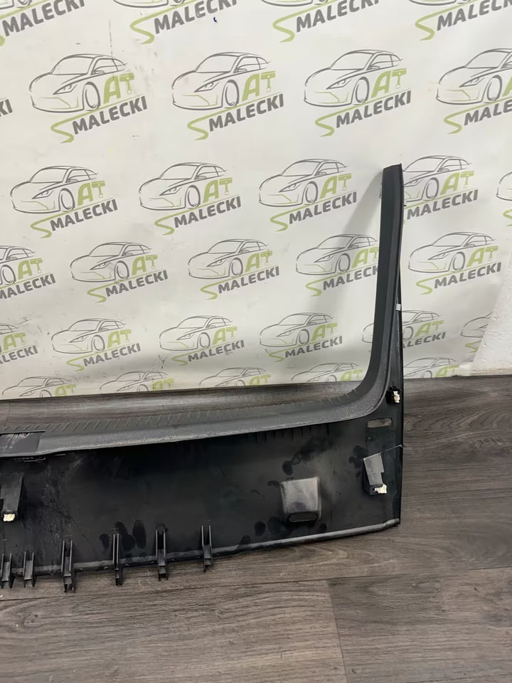 1K6863459 Ladekante Verkleidung Kofferraum VW Golf V