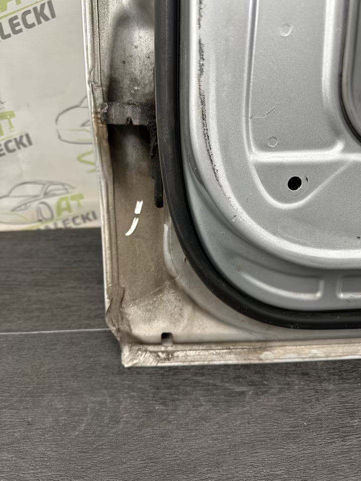 Türe Tür Hinten Rechts Mercedes B-Klasse W245 Farbe 761 05-11Bj