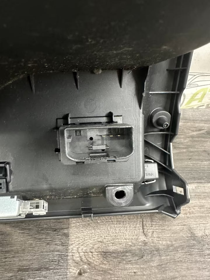 5M1857097N Handschuhfach Ablagefach VW Tiguan 5N Modell