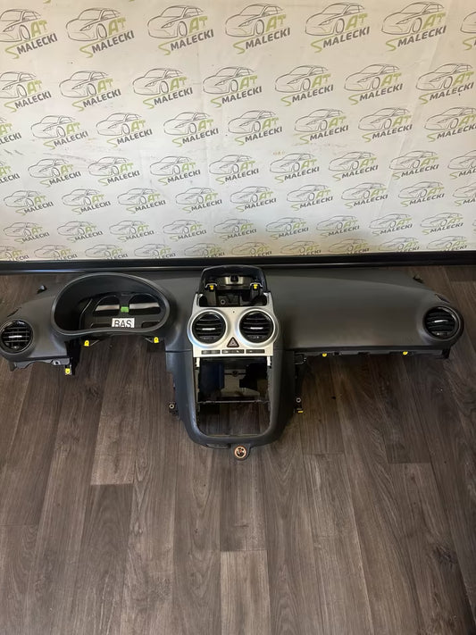 Armaturenbrett Cockpit für Opel Corsa D 13184061