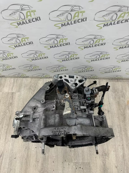 C63563501 Getriebe Schaltgetriebe Opel Combo D 1,6 CDTI 2013 Bj