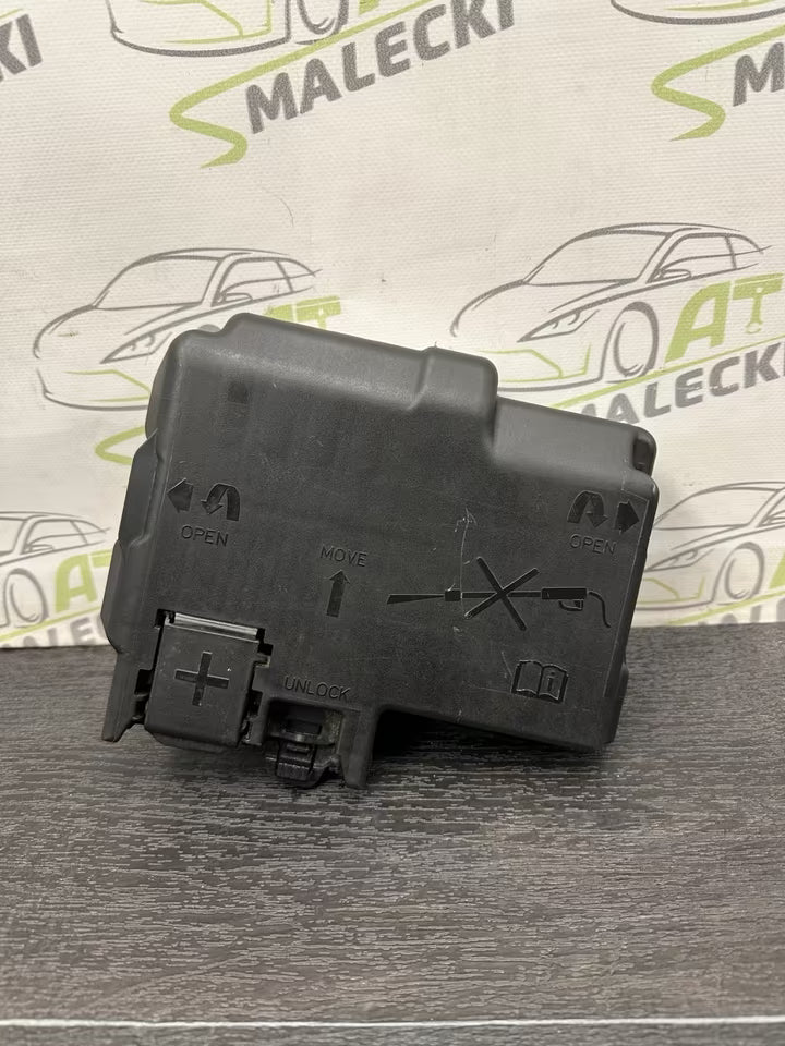 13491092 Batteriespannungverteiler Sicherungskasten Opel Corsa E