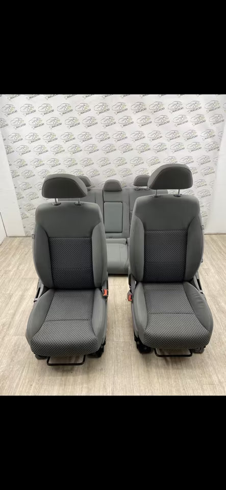 Innenausstattung Sitze Set Original Dodge Avenger Modell 07-14Bj