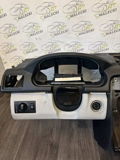 Armaturenbrett für Mercedes-Benz B-Klasse W245 BJ 2008 Grau