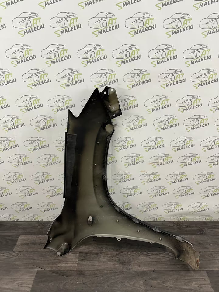 Kotflügel Links Toyota RAV 4 III Modell Farbe 202 Schwarz