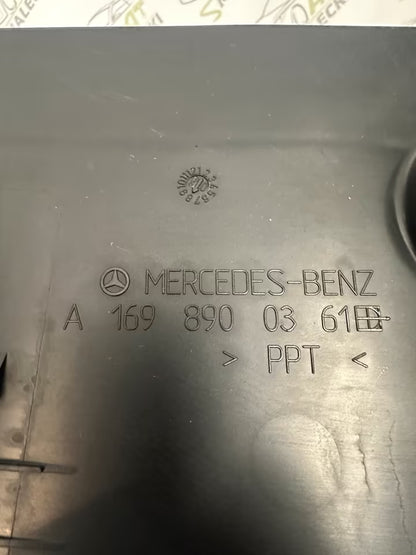 A1698900361 Verbandskasten Warndreieck Vekleidung Mercedes W245