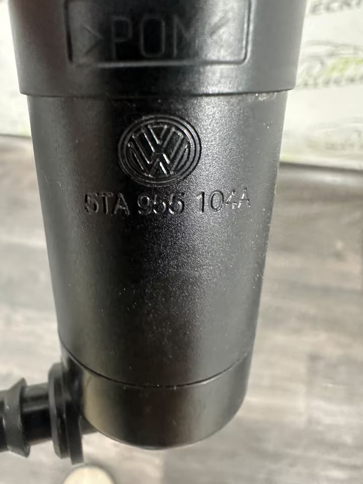 5TA955104A Scheinwerferwaschdüse Rechts VW Touran 5T