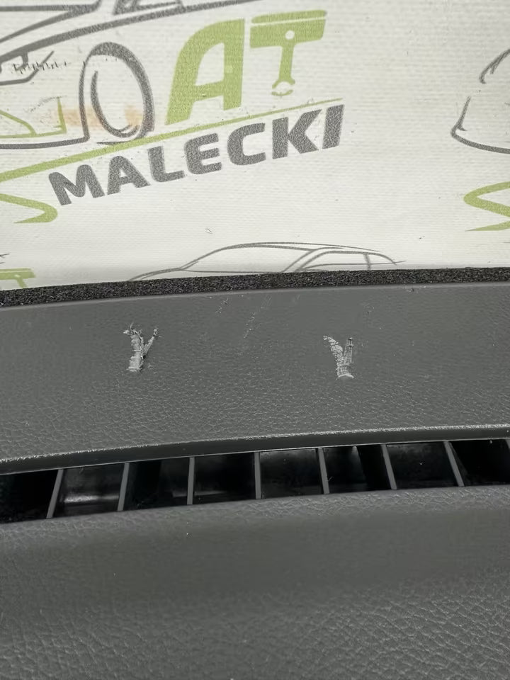 84711-H8000 Armaturenbrett Cockpit Dashboard Kia Rio IV 4 Modell