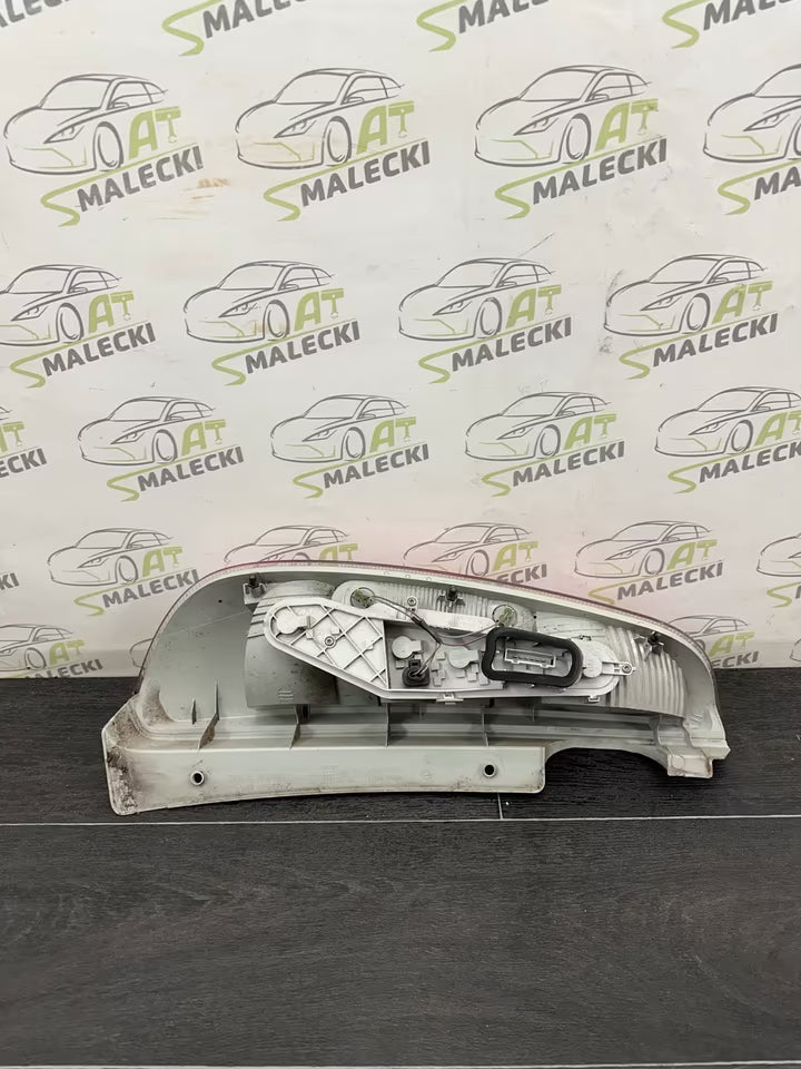 5J7945096 Rücklicht Heckleuchte Rechts Skoda Roomster 5J7 Modell