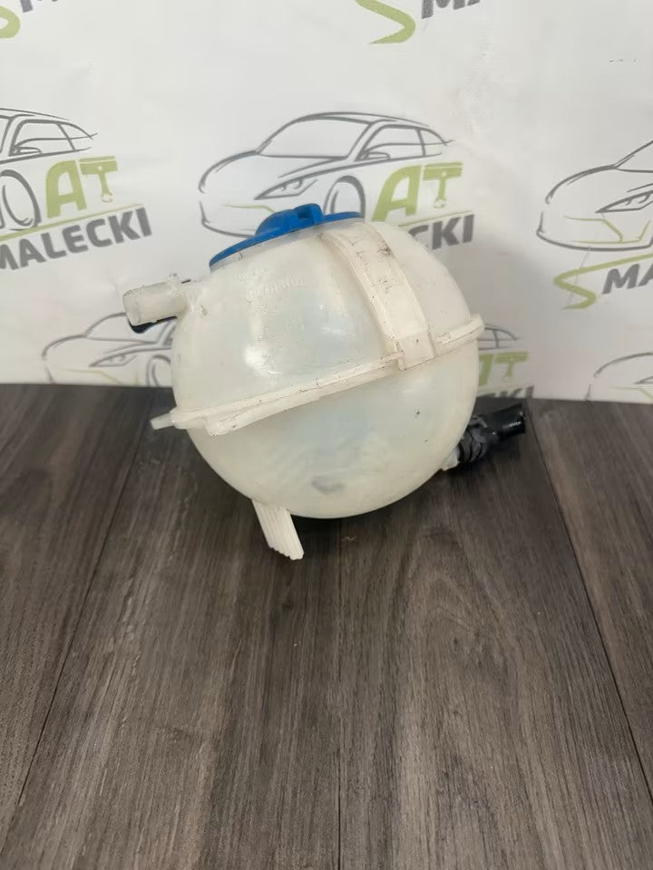 6Q0121407B Ausgleichsbehälter Kühlwasserbehälter VW AUDI SKODA