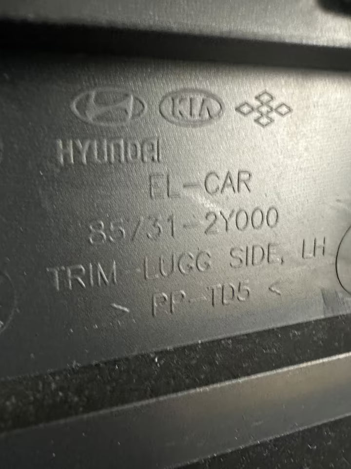 85731-2Y000 Kofferraum Verkleidung Links Hyundai IX35 Modell
