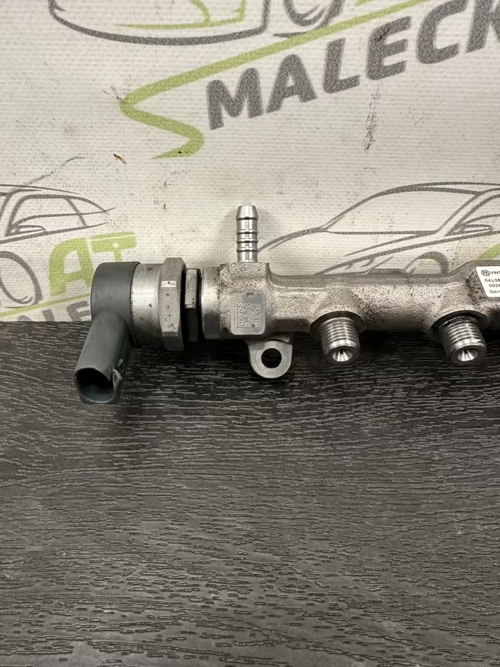 04L089B Einspritzleiste Kraftstoffzuführung 2,0 Tdi Vw Golf VII