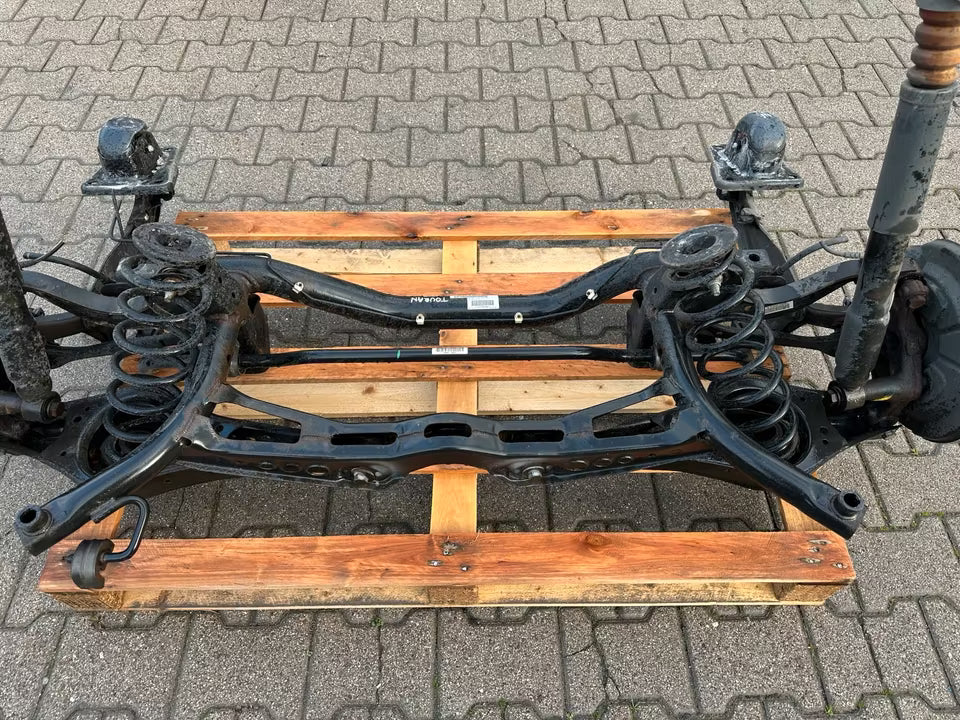 Hinterachse Achse Hinten Vw Touran 1T3 10-15 Bj 1K0505315BH