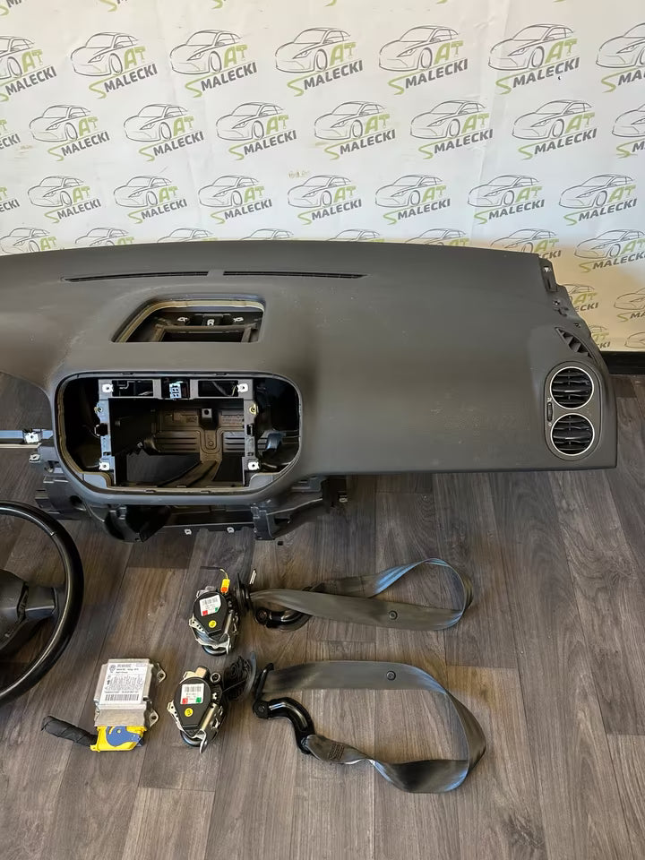 Armaturenbrett Cockpit Dashboard komplett Vw Golf Plus 6 5M model