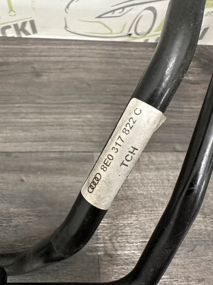 8E0317821S 8E0317822C Getriebeölkühler Öldruckleitung Audi A4 B7