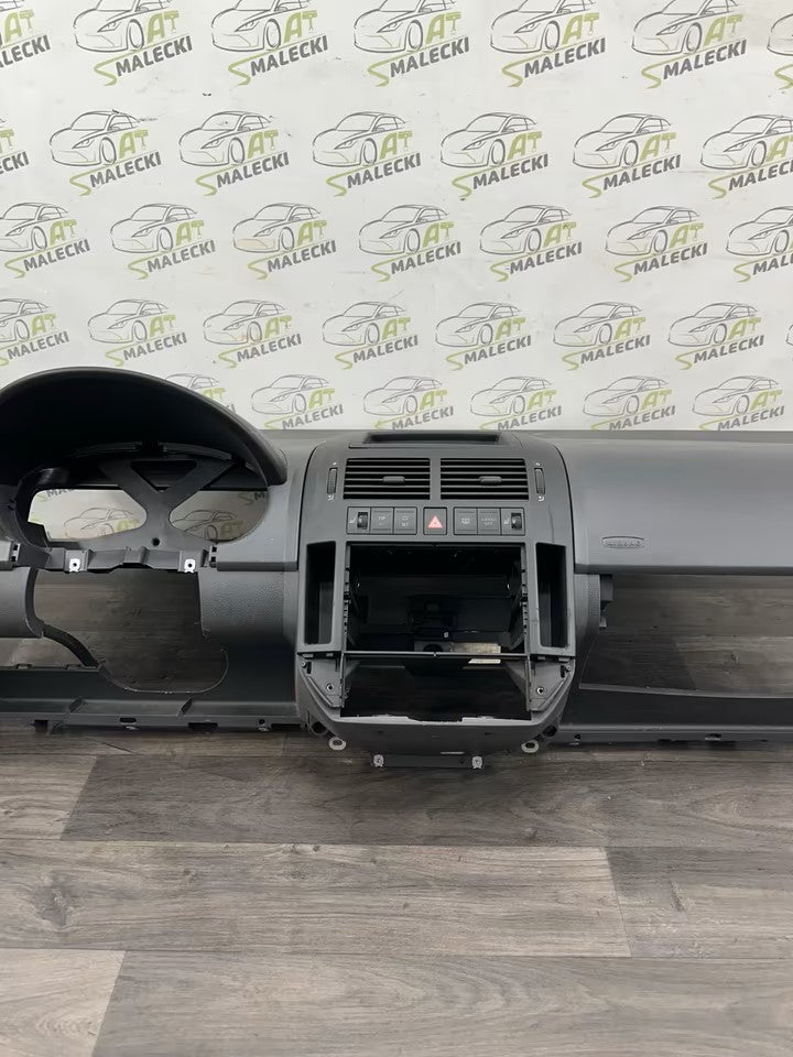 Armaturenbrett Cockpit Dashboard Vw Polo 9N3 05-09 Bj