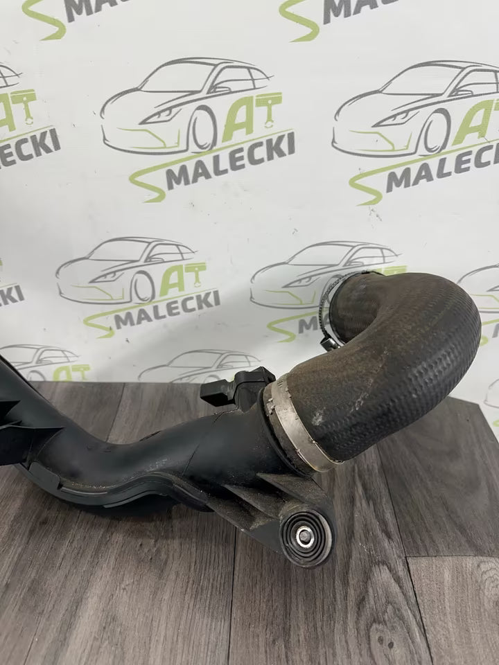 6R0145770A Ladeluftrohr Ladeluftschlauch 1,6 Tdi CAY Audi Vw Seat