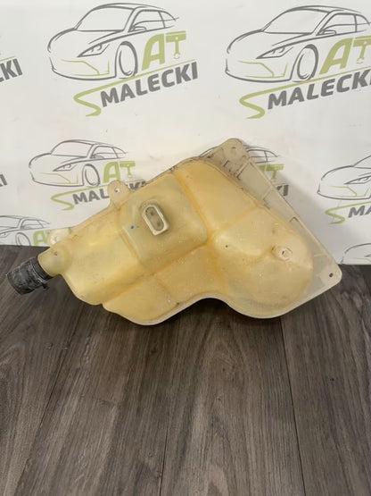 8D0121403J Ausgleichsbehälter Kühlwasserbehälter VW Passat 3BG